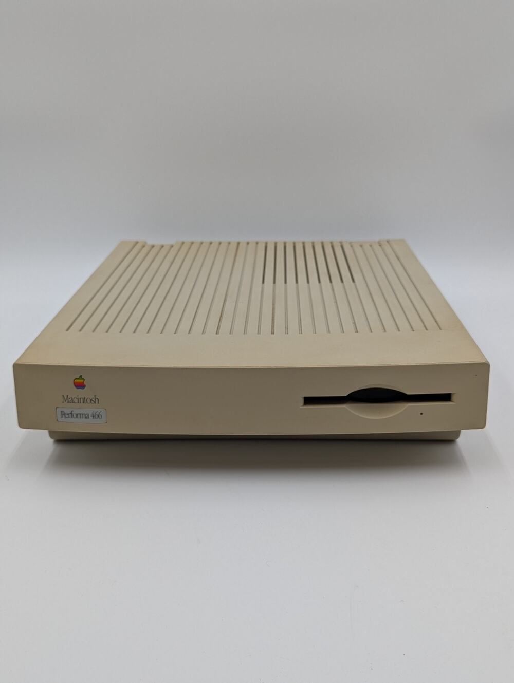 Vintage 1993 Apple Macintosh Performa 466 Computer Model M1254 Untested As-Is